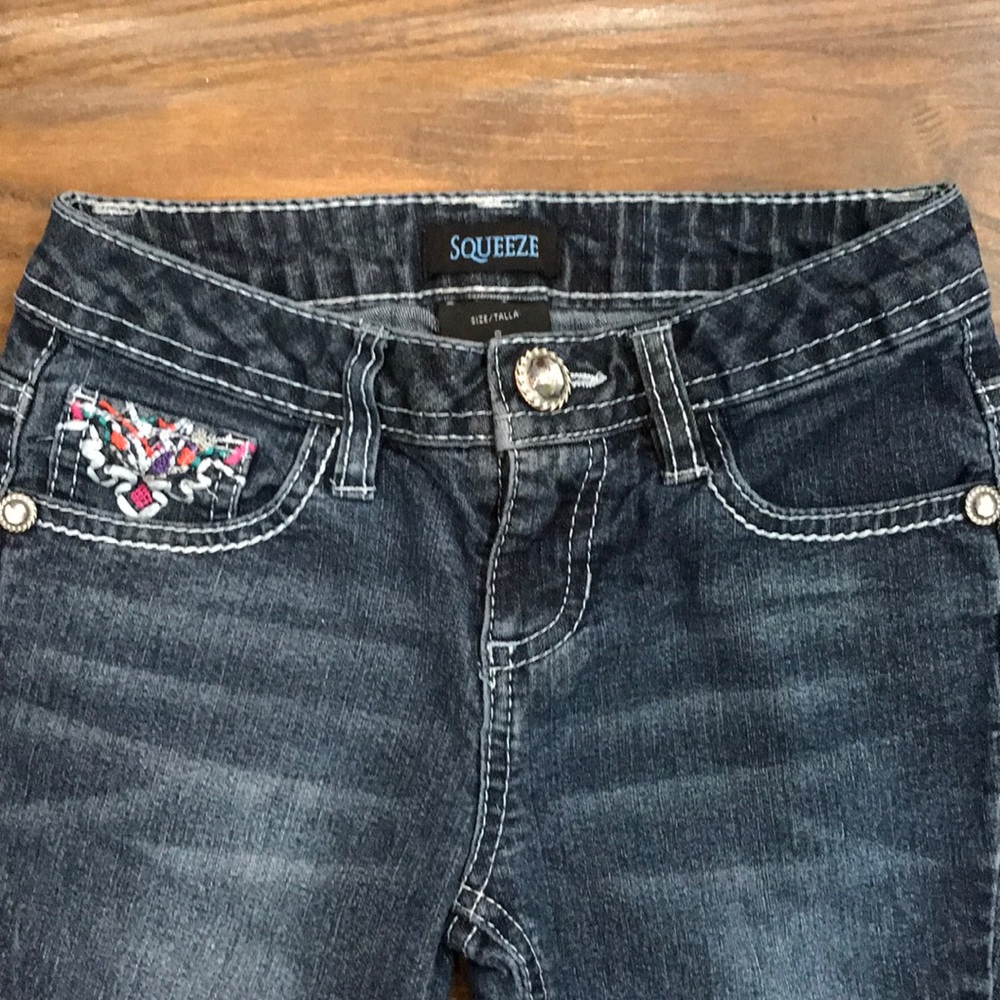 Squeeze Little Girl’s Jeans - Picture 2 of 9